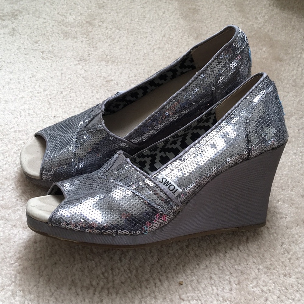 Sequined wedge Toms